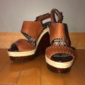 Jessica Simpson Wedges